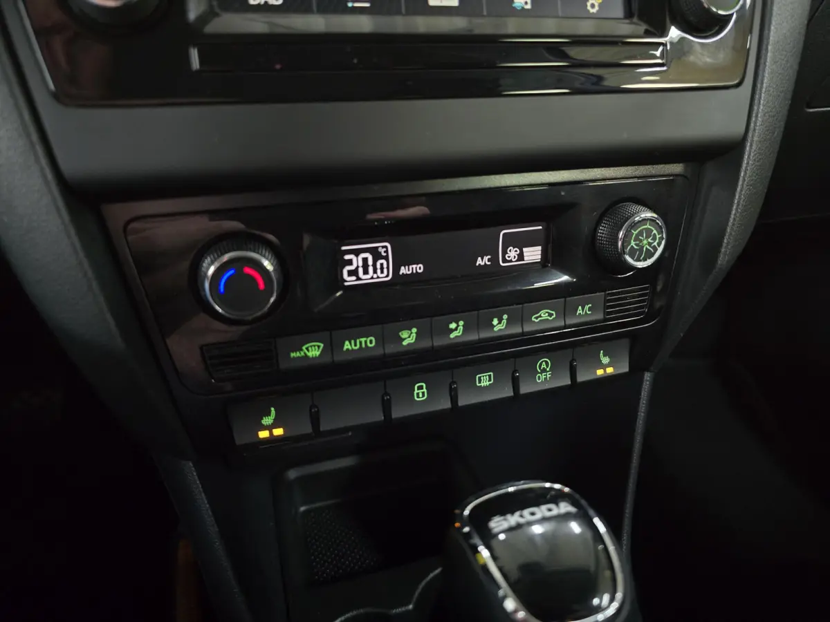 1.0 TSI Greentech Clever | Automaat | Navi |