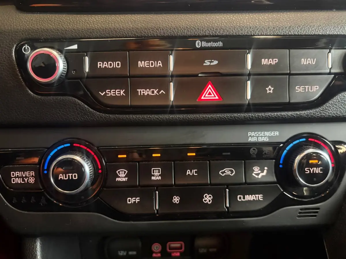 1.6 GDi Hybrid DynamicLine | aut | fabr gar 1/2028 | dealer onderhouden | trekhaak | navi | aut | cruise
