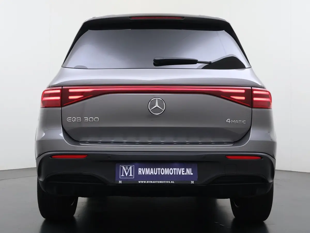 EQB 300 4Matic SOH 100% | AMG | NIGHT | 7 PERSOONS | ACHTERUITRIJ CAMERA | RIJKLAAR | ELEK. ACHTERKLEP| ADAPTIVE CRUISE|