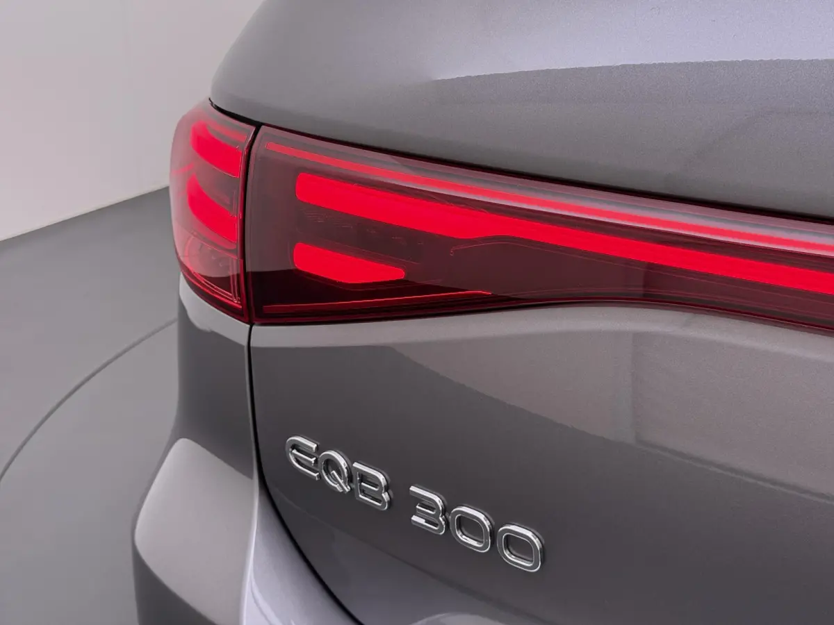 EQB 300 4Matic SOH 100% | AMG | NIGHT | 7 PERSOONS | ACHTERUITRIJ CAMERA | RIJKLAAR | ELEK. ACHTERKLEP| ADAPTIVE CRUISE|