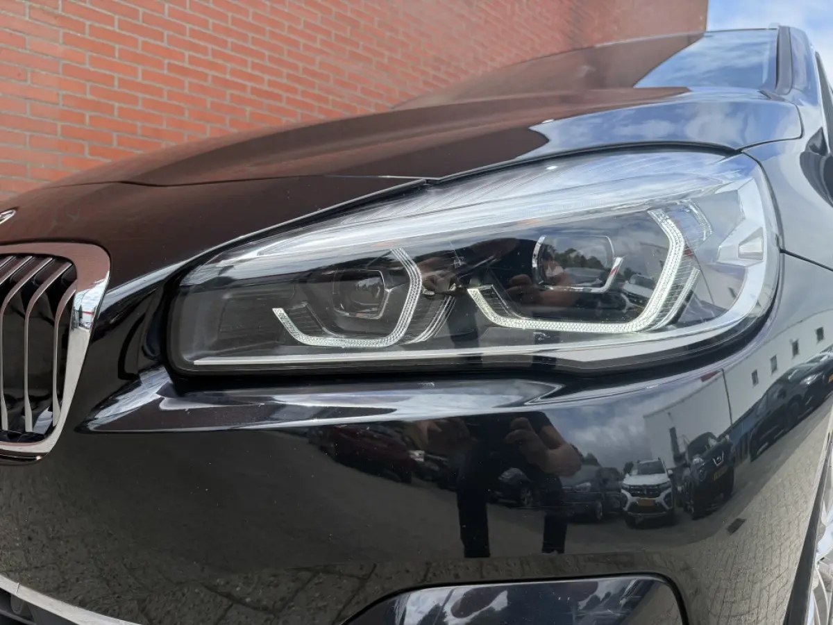 218i Executive Edition Automaat Leder Led Navigatie Camera