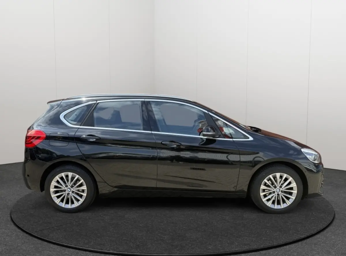 218i Executive Edition Automaat Leder Led Navigatie Camera