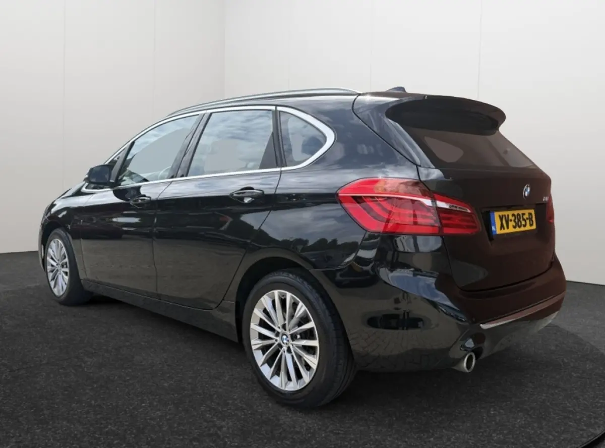218i Executive Edition Automaat Leder Led Navigatie Camera