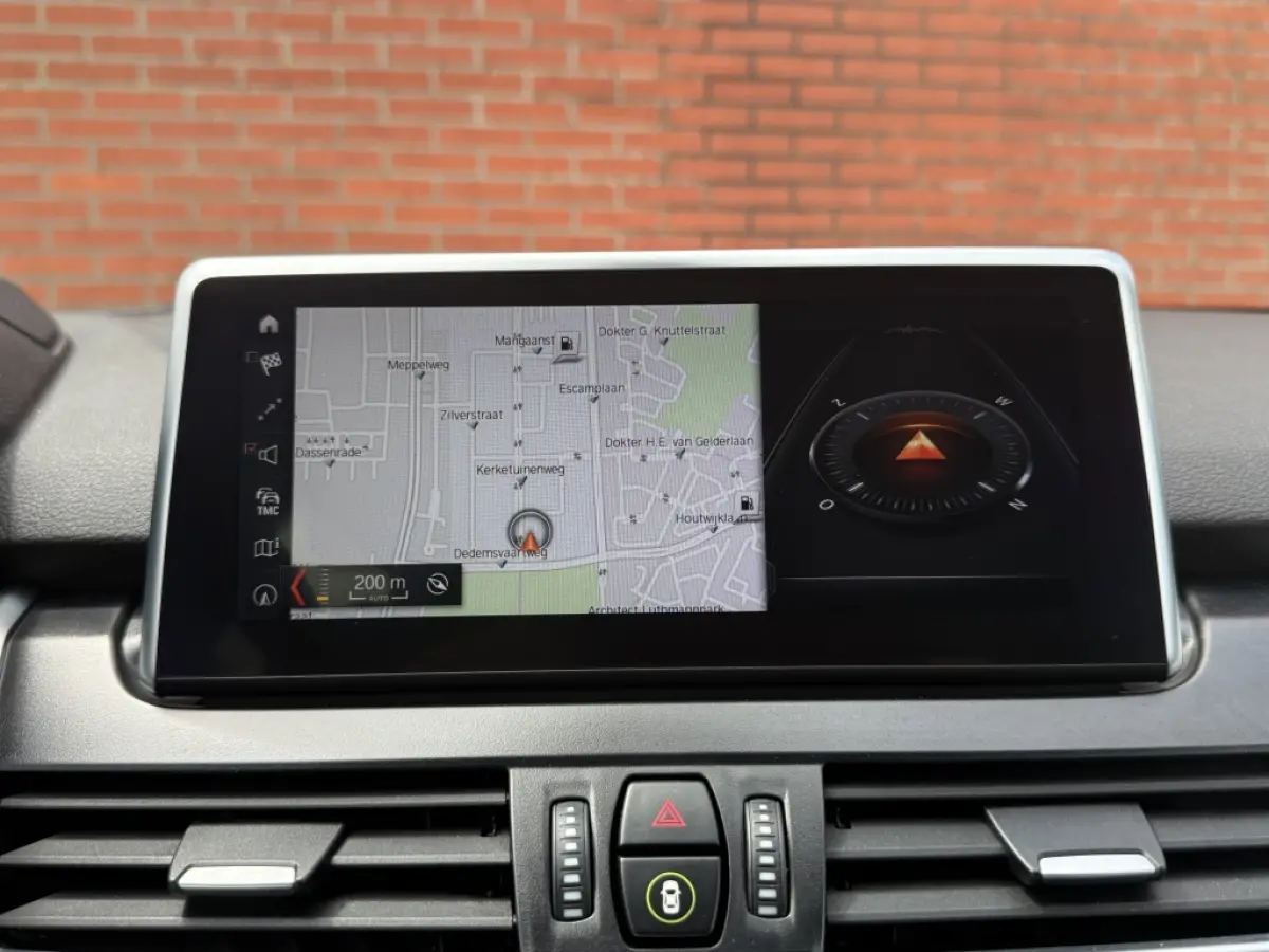 218i Executive Edition Automaat Leder Led Navigatie Camera