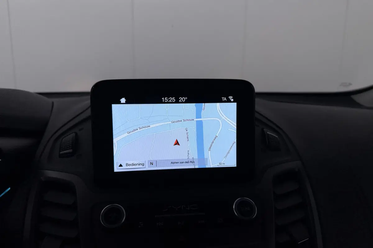1.5 100 PK Aut. Trend Trekhaak Camera Carplay Betimmerd