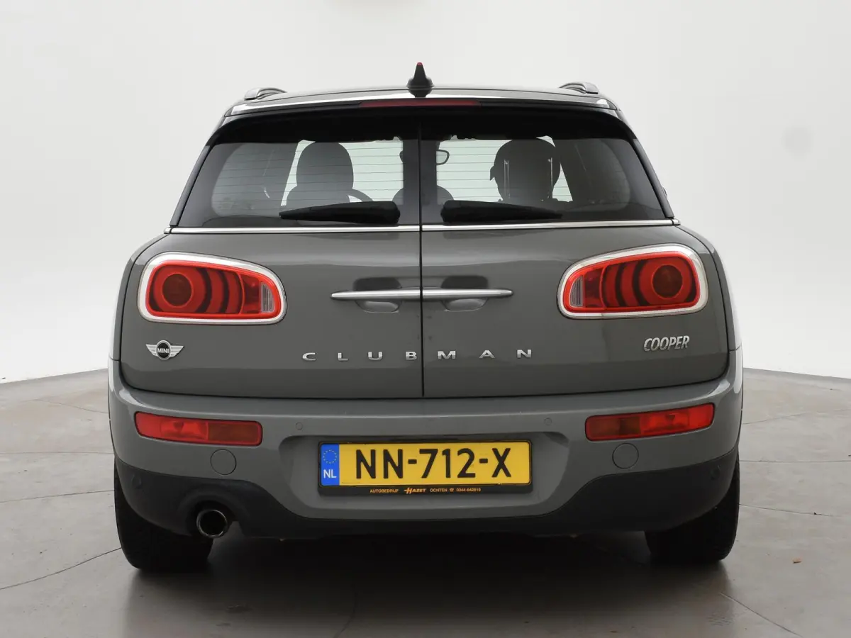 1.5 COOPER 136 PK MOONWALK GREY + ZWART DAK | 17 INCH ZWARTE VELGEN | LED | NAVIGATIE