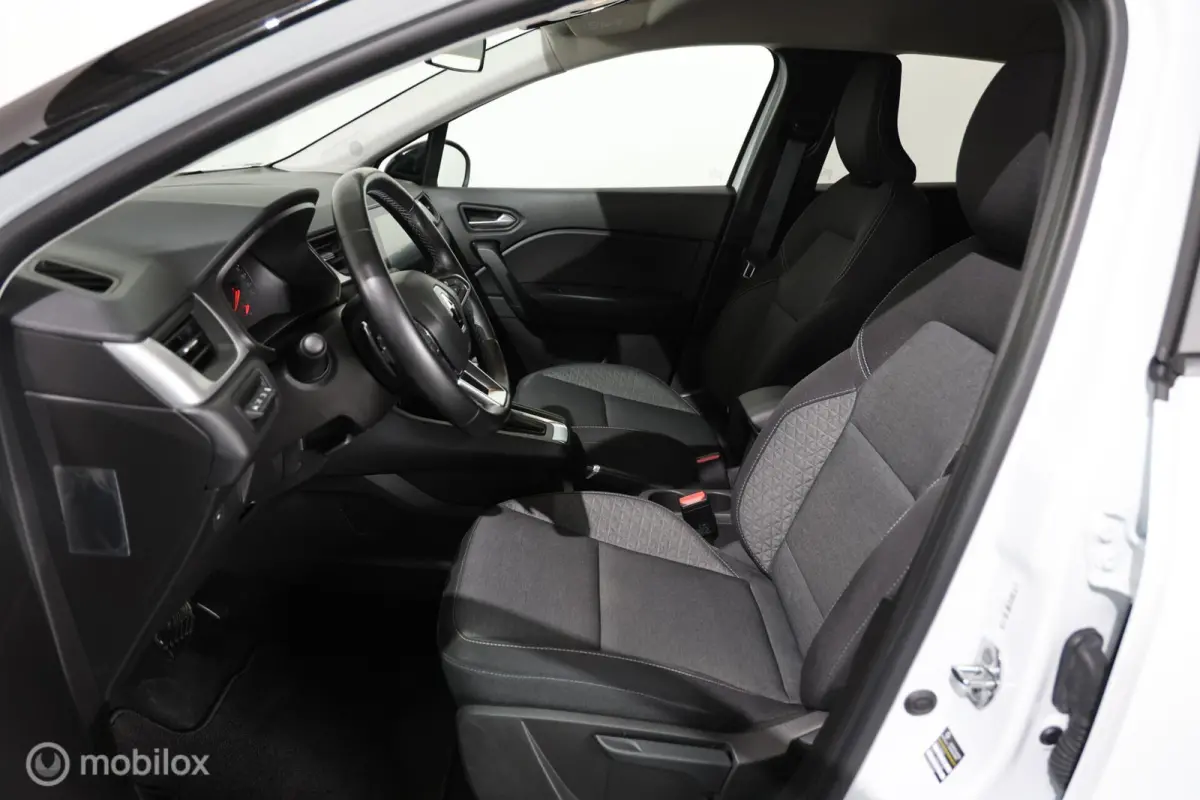 1.3 mild hybrid 140 techno - Stuur/Stoelverwarming - Camera - Navigatie