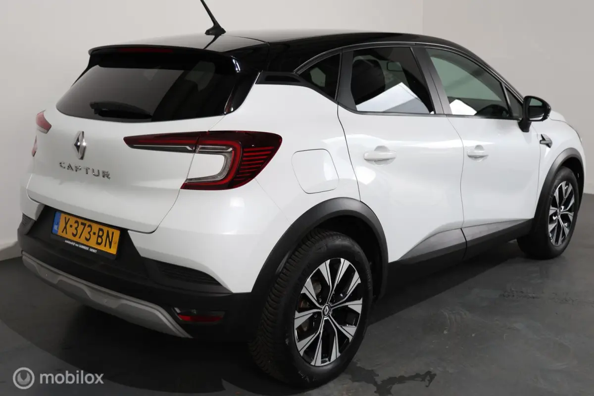 1.3 mild hybrid 140 techno - Stuur/Stoelverwarming - Camera - Navigatie