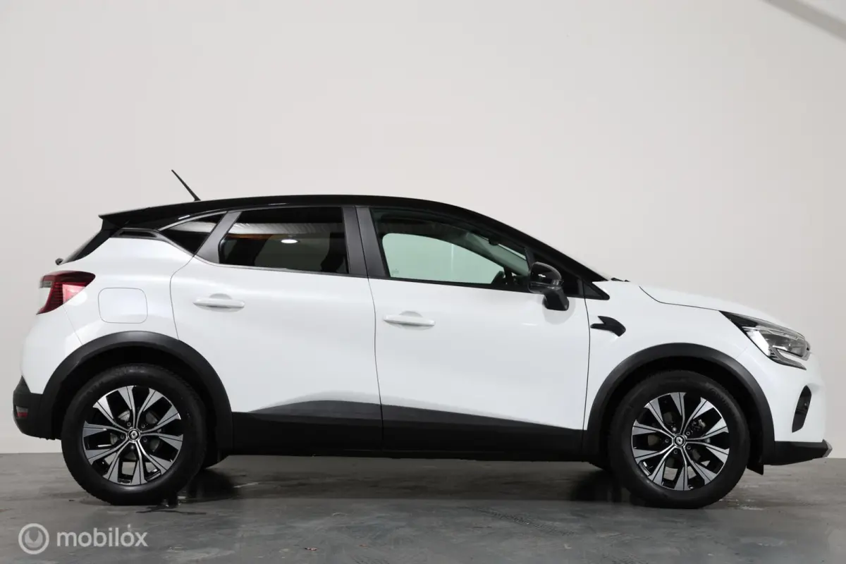 1.3 mild hybrid 140 techno - Stuur/Stoelverwarming - Camera - Navigatie