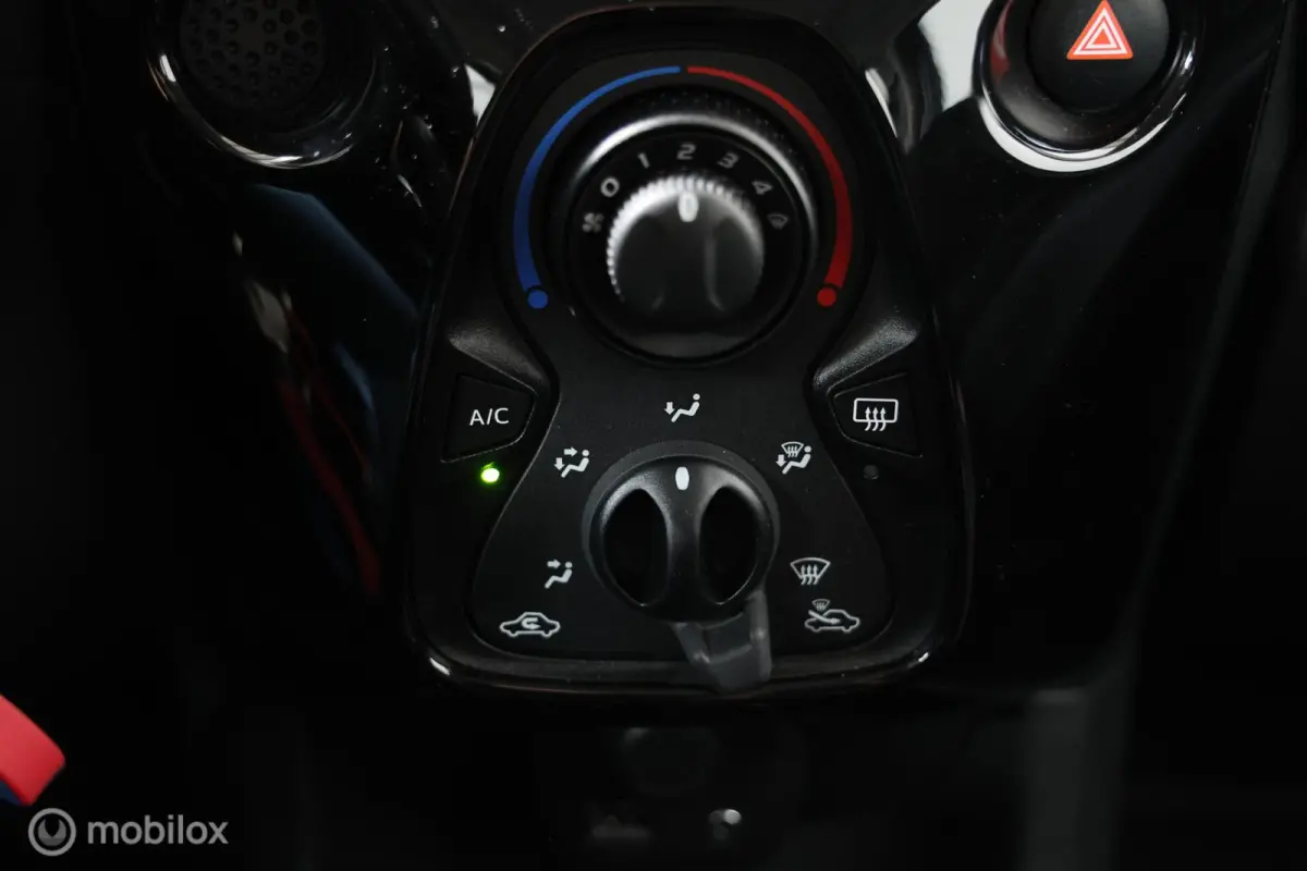 1.0 e-VTi Airscape Feel - Cabrio - Cruise control - Bluetooth