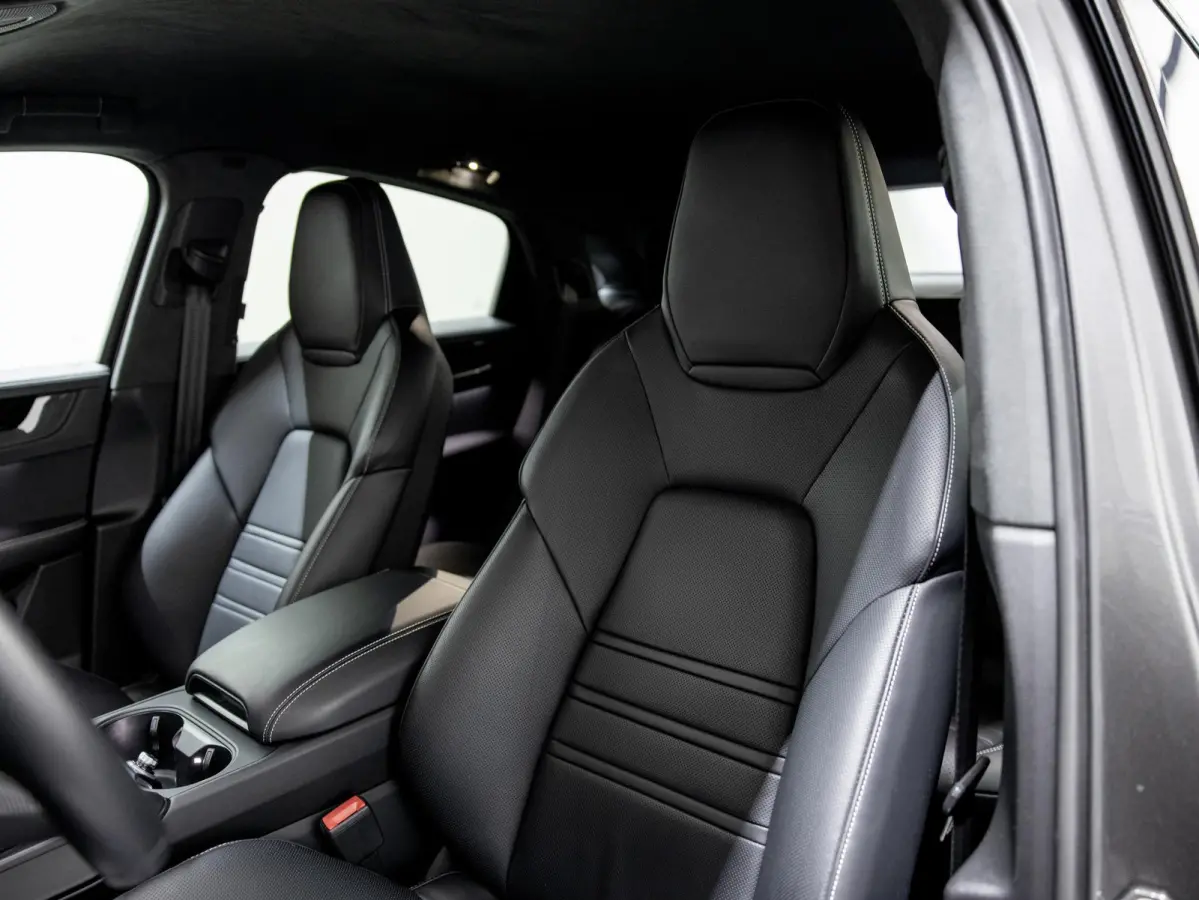 4.0 Turbo E-Hybrid GT | Burmester | 18-weg | Bijrijdersdisplay | Achterasbest. |