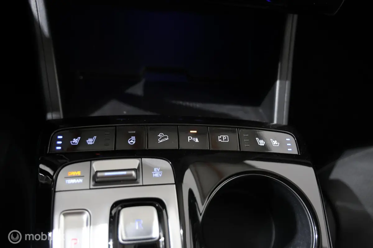 1.6 T-GDI PHEV Comfort Smart 4WD - Stuur/Stoelverwarming en ventilatie - Carplay - Trekhaak