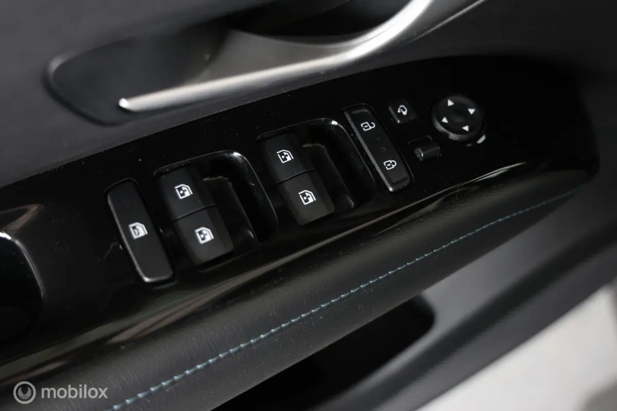 1.6 T-GDI PHEV Comfort Smart 4WD - Stuur/Stoelverwarming en ventilatie - Carplay - Trekhaak