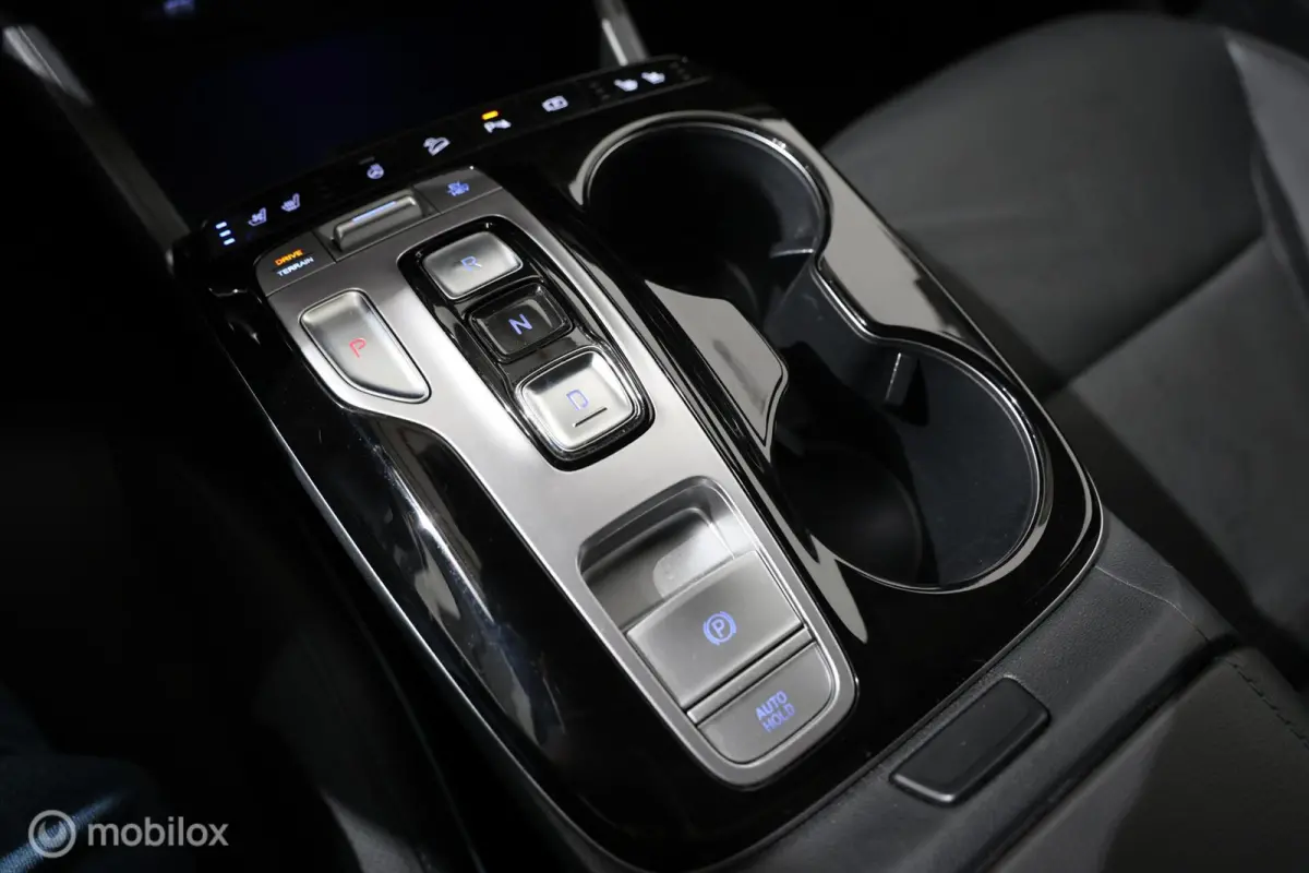1.6 T-GDI PHEV Comfort Smart 4WD - Stuur/Stoelverwarming en ventilatie - Carplay - Trekhaak