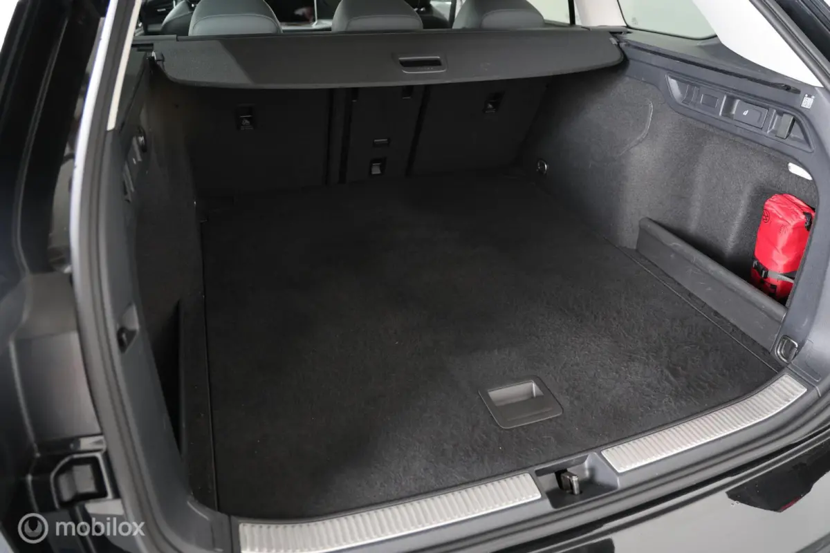 1.5 eTSI Business - Stuur/Stoelverwarming - Carplay - Camera