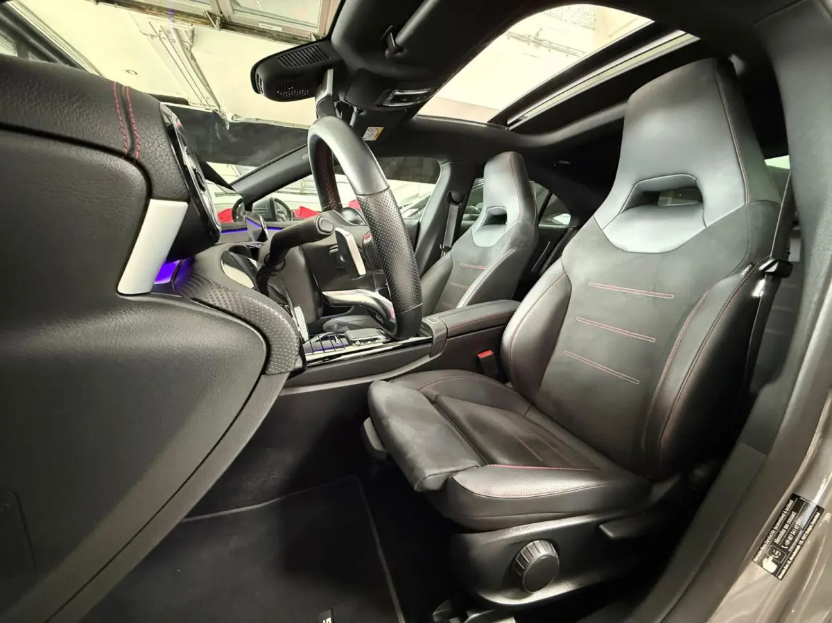 250 e AMG Aut*Pano*Navi*Ambient*Led