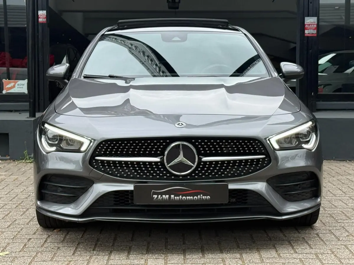 250 e AMG Aut*Pano*Navi*Ambient*Led