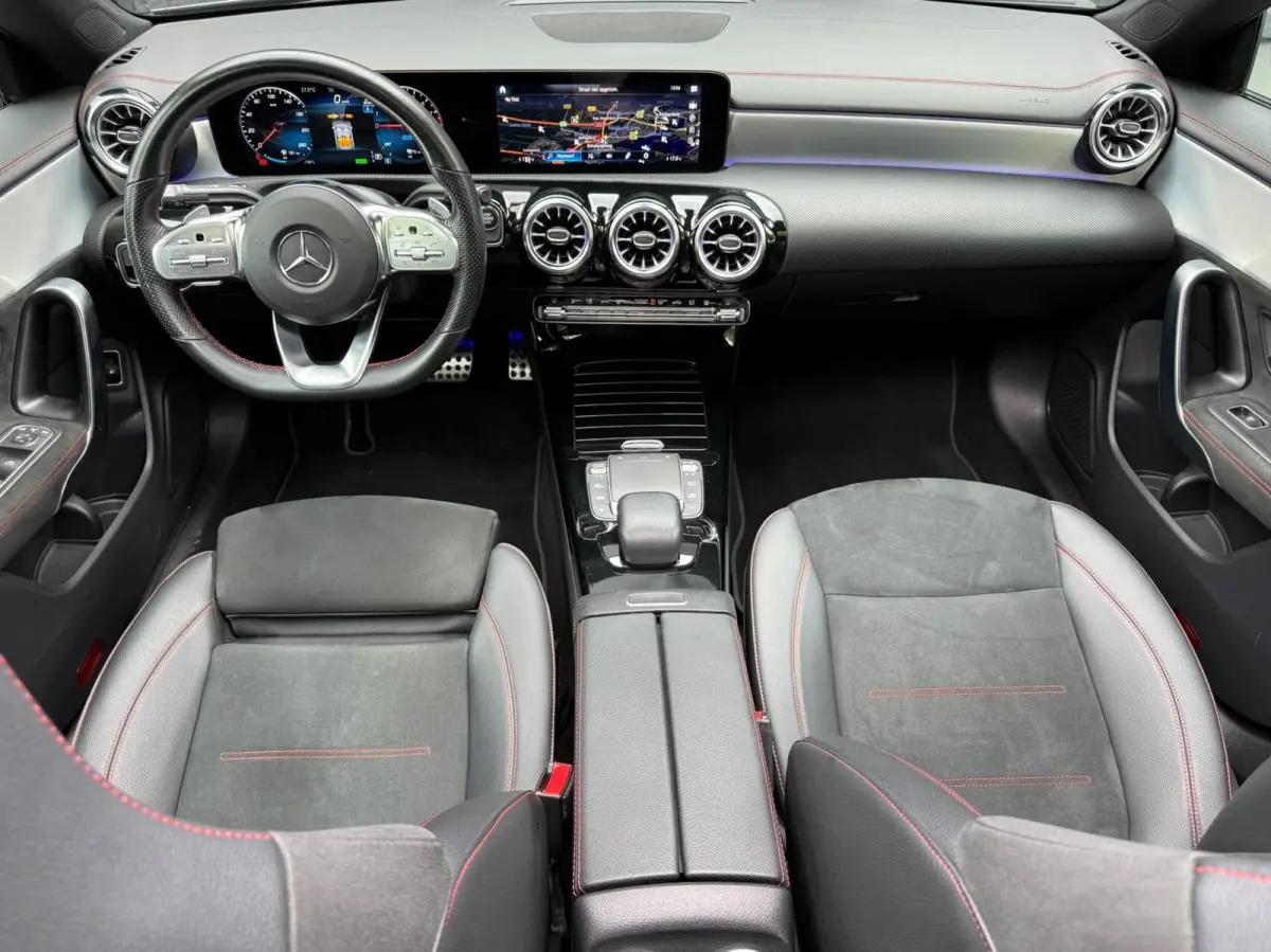 250 e AMG Aut*Pano*Navi*Ambient*Led