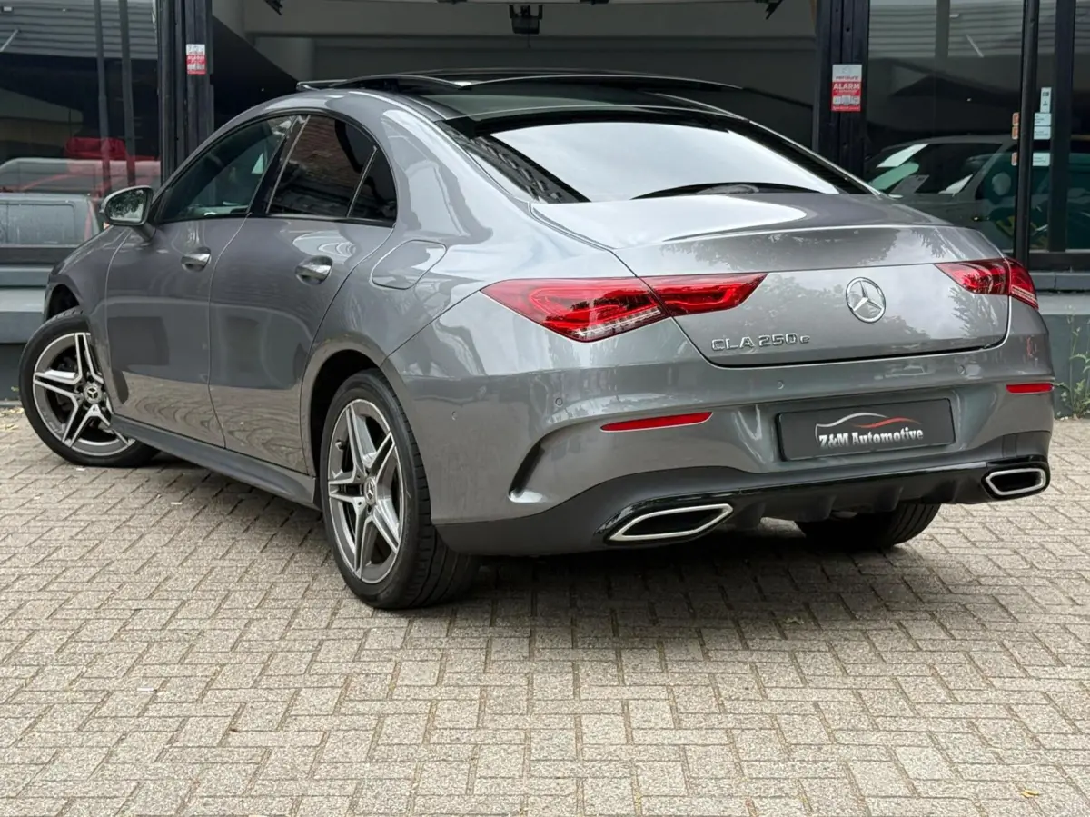 250 e AMG Aut*Pano*Navi*Ambient*Led