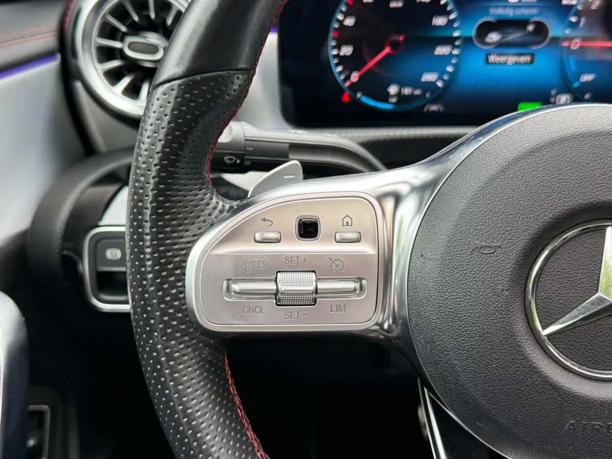 250 e AMG Aut*Pano*Navi*Ambient*Led