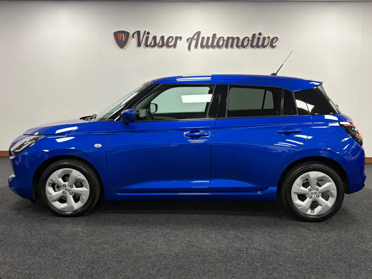 1.2 Select Smart Hybrid*Automaat*Stoelverwarming*Camera*PDC*Navi*