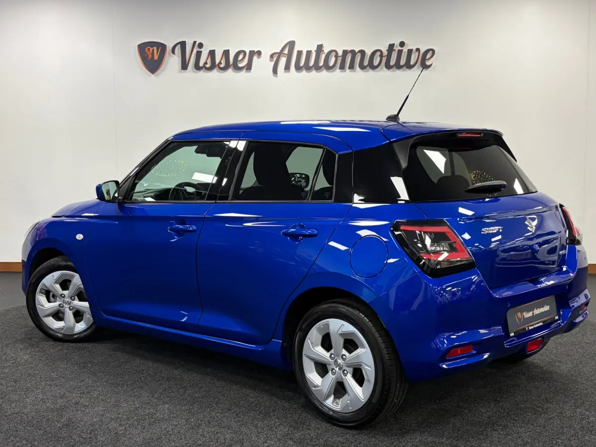1.2 Select Smart Hybrid*Automaat*Stoelverwarming*Camera*PDC*Navi*