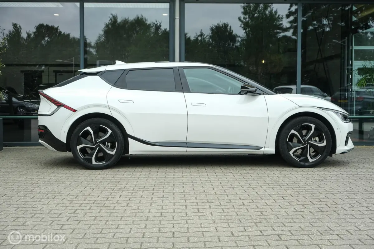 GT-Line 77.4 kWh | Pano | ACC | Stoelverwarming en ventilatie | LED | 360 camera | Stuurwielverwarming | Snow White Pearl | Memory SOH 100%