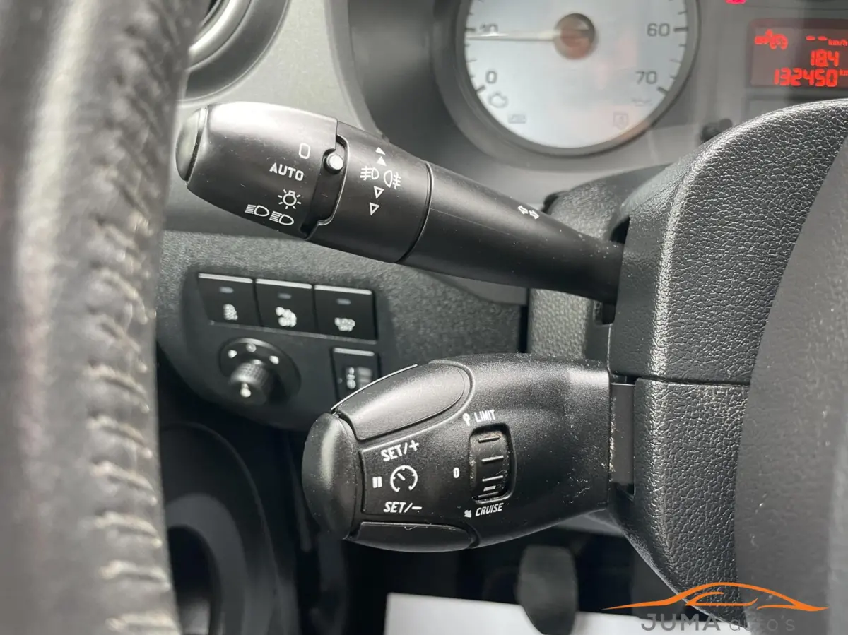 XL 1.2 PureTech Live, Clima ,Carplay, Cruise,Trek ,