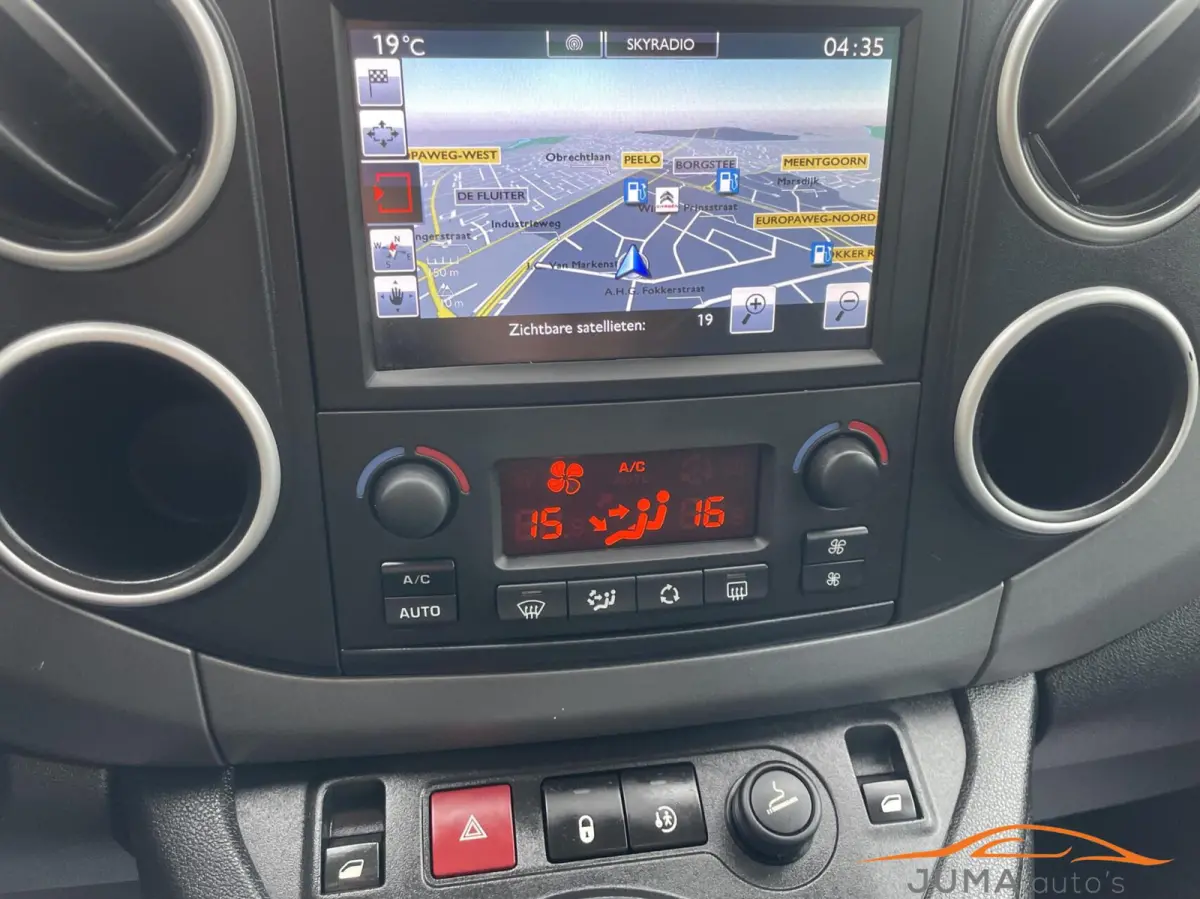 XL 1.2 PureTech Live, Clima ,Carplay, Cruise,Trek ,