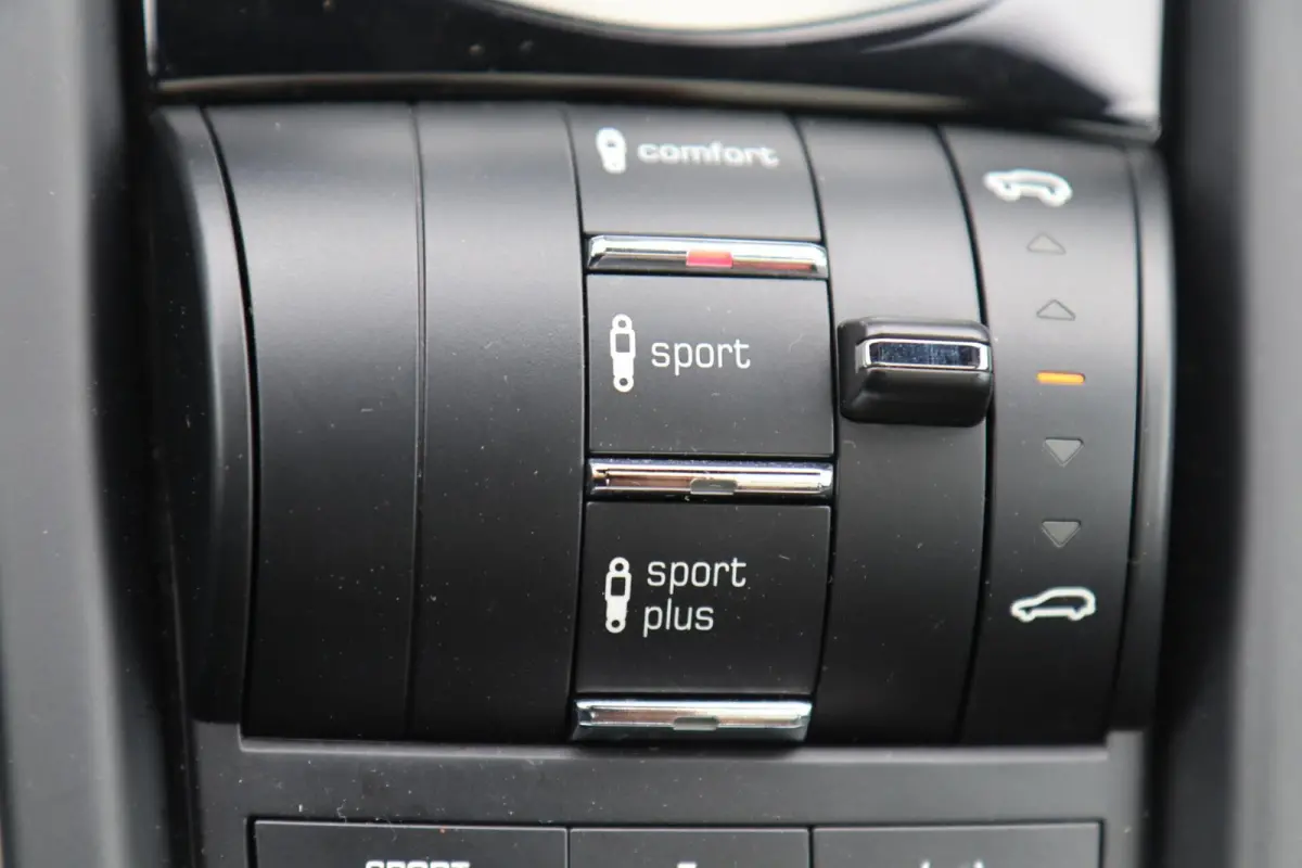 3.0 S E-Hybrid 416 Pk | 360° Camera 📸 | ACC 🚗 | Pano ☀️ | Leder 🛋️ | Memory 💺 |