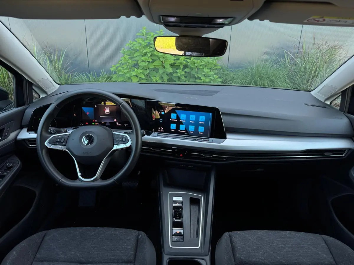 1.0 eTSI Life Business AUTOMAAT|CLIMATE|LED|SPORTVELGEN
