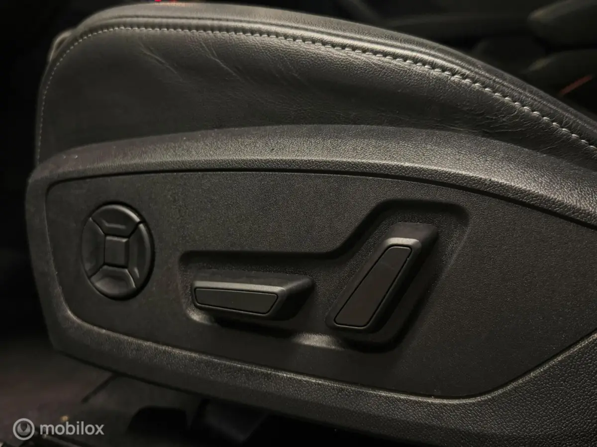 2.0 TFSI quattro Panorama/Keyless/RS Seats/HUD/Memory