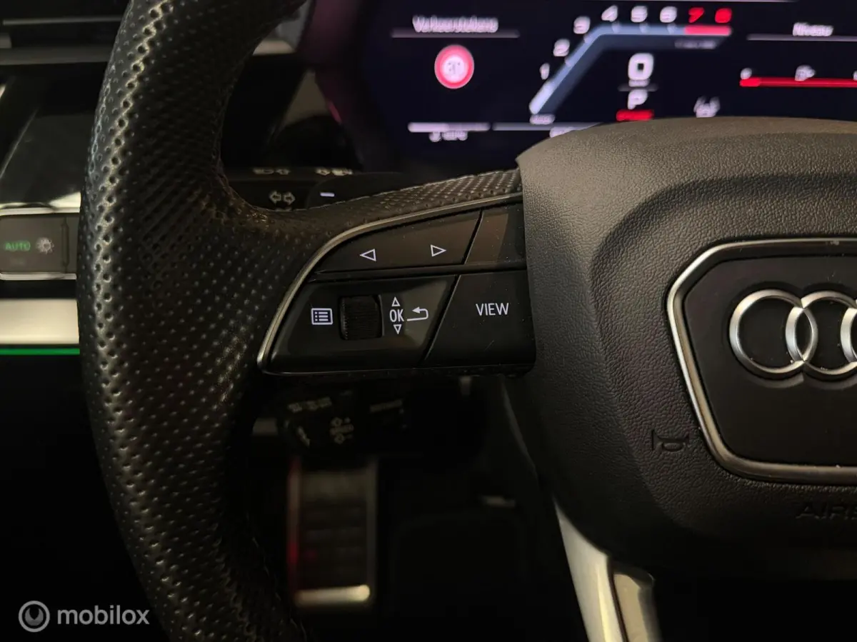 2.0 TFSI quattro Panorama/Keyless/RS Seats/HUD/Memory