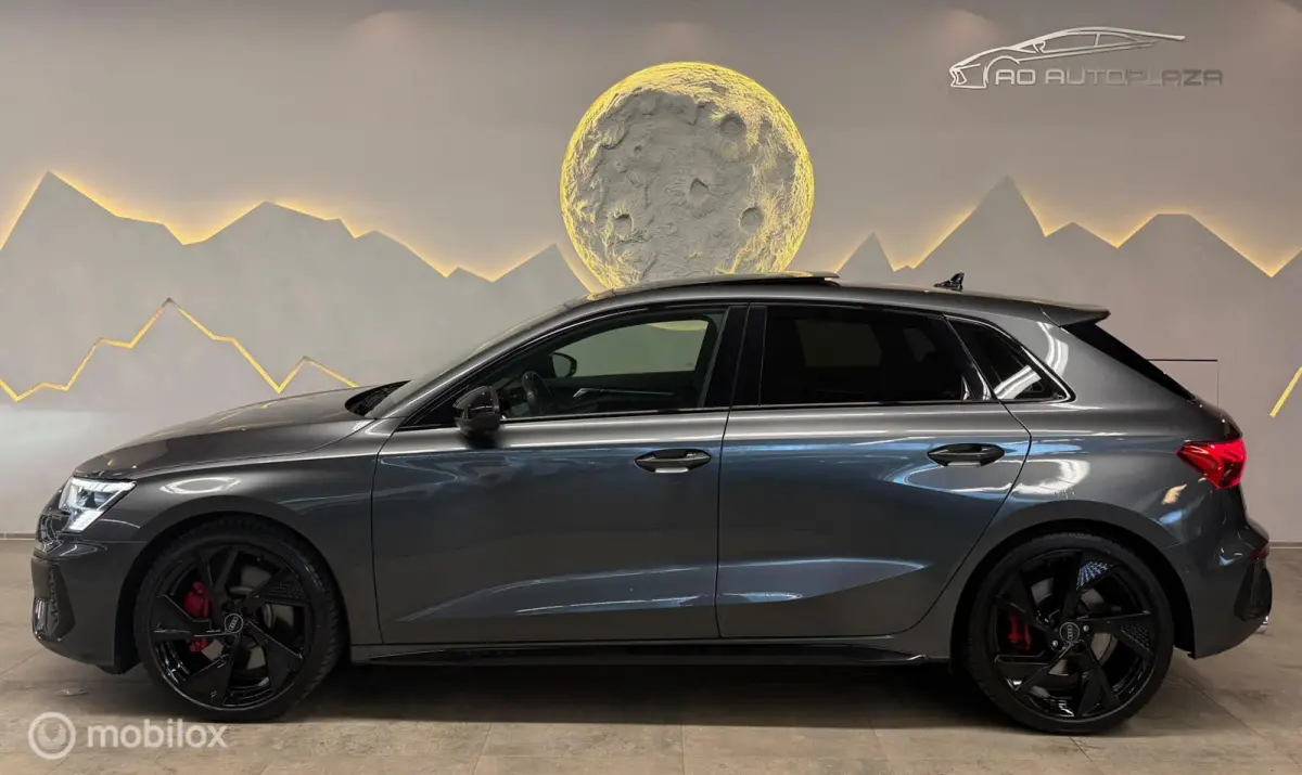 2.0 TFSI quattro Panorama/Keyless/RS Seats/HUD/Memory