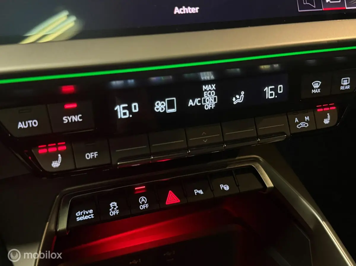 2.0 TFSI quattro Panorama/Keyless/RS Seats/HUD/Memory