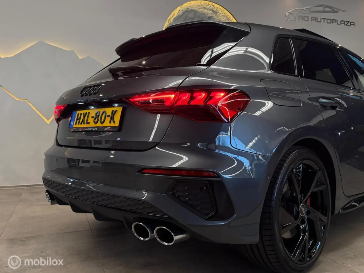 2.0 TFSI quattro Panorama/Keyless/RS Seats/HUD/Memory
