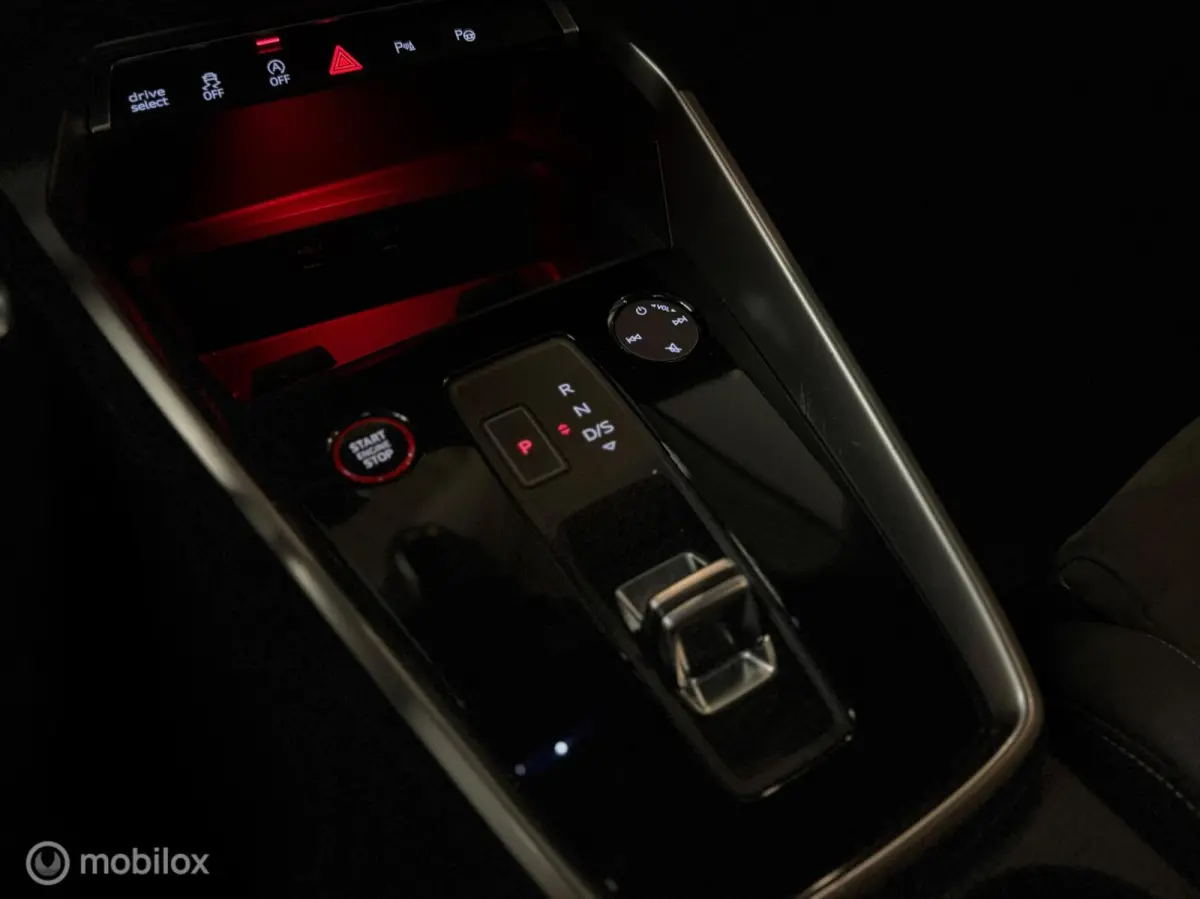 2.0 TFSI quattro Panorama/Keyless/RS Seats/HUD/Memory