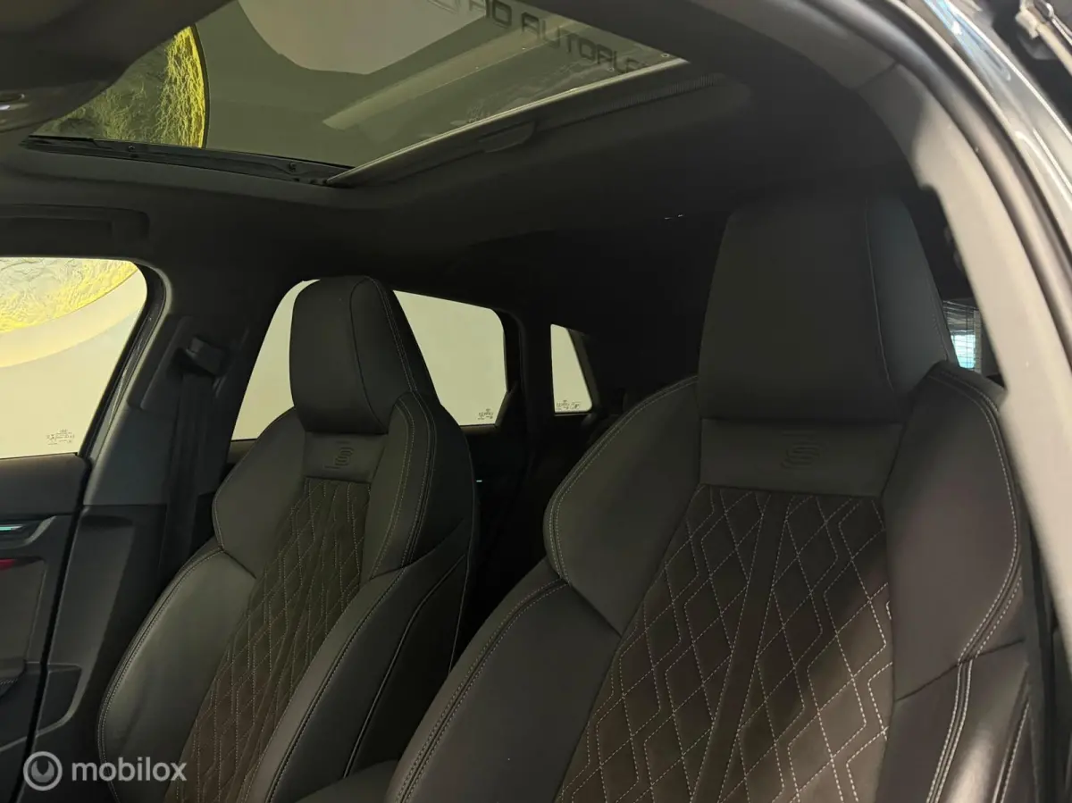 2.0 TFSI quattro Panorama/Keyless/RS Seats/HUD/Memory