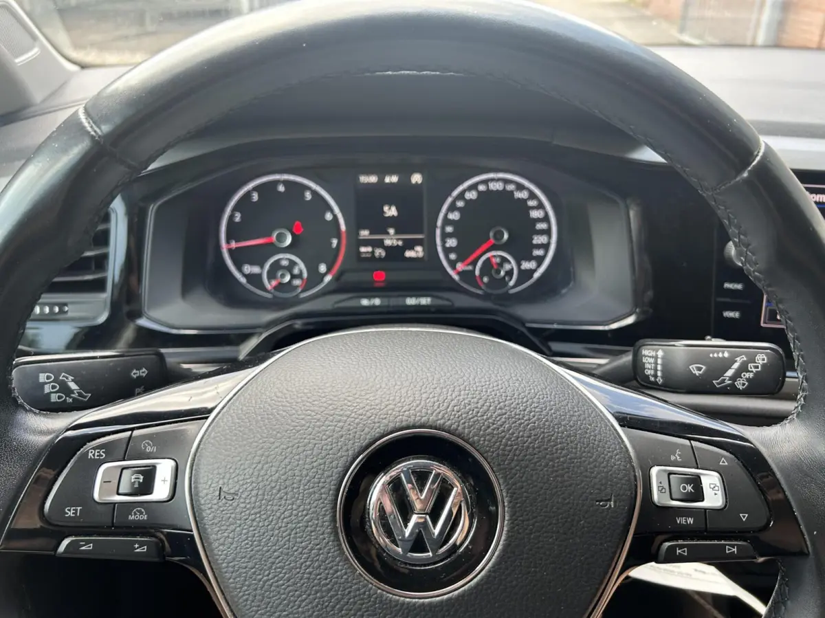1.0 TSI Comfortline Business