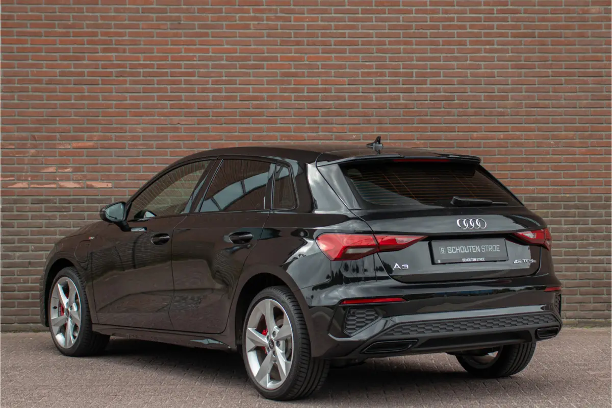 45 TFSI e 245pk S Line, Bang & Olufsen, Trekhaak, Stoelverwarming, Adaptive Cruise, PDC, Full LED.
