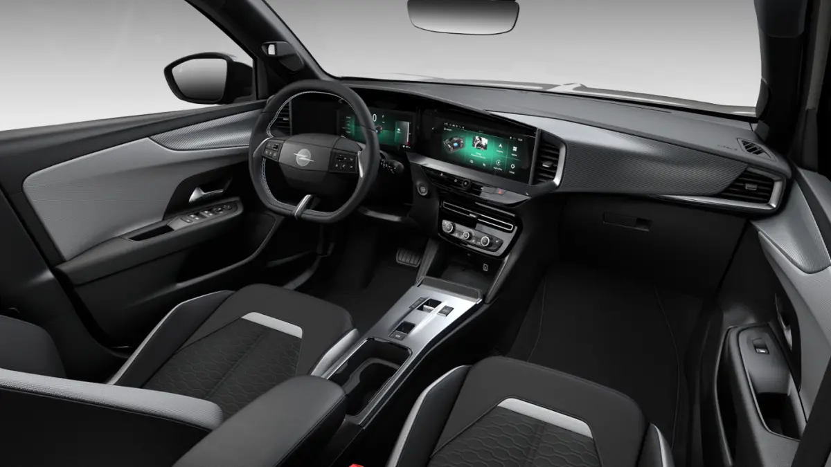 Business Edition - Electric | 17" Lichtmetalen velgen | Achteruitrijcamera | Adaptive Cruise control
