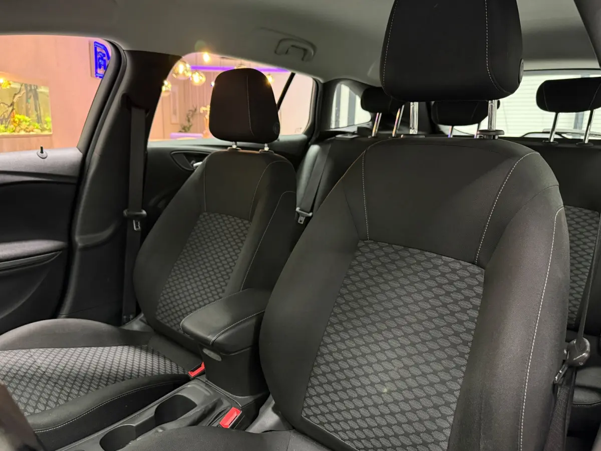 1.2 Turbo 110pk | Trekhaak | Navigatie | LED | Cruise Control | 1e Eigenaar