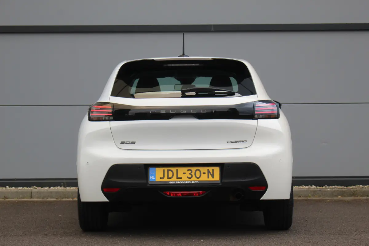 1.2 Hybrid 110 e-DCS6 Style | Carplay | Cruise | DAB | Airco | PDC | Elek. Ramen | LED | Carplay | Cruise | DAB | Airco | PDC | Elek. Ramen | LED |