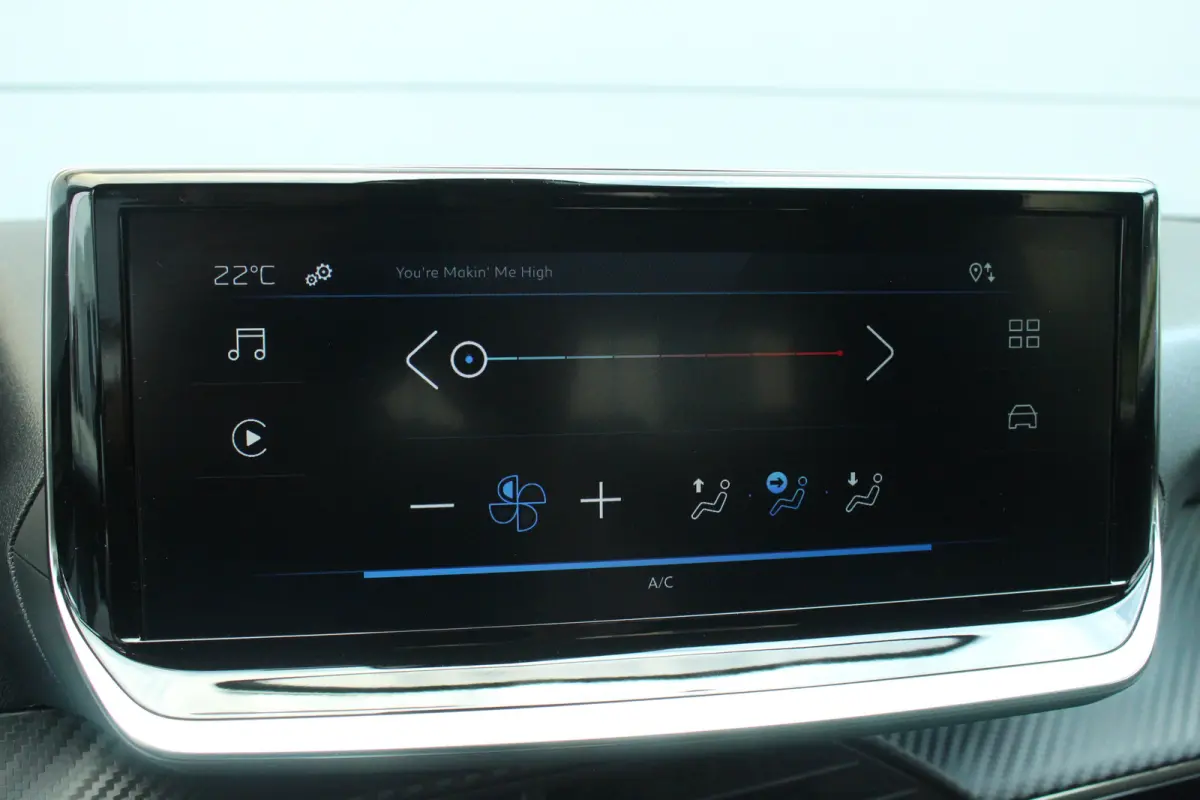 1.2 Hybrid 110 e-DCS6 Style | Carplay | Cruise | DAB | Airco | PDC | Elek. Ramen | LED | Carplay | Cruise | DAB | Airco | PDC | Elek. Ramen | LED |