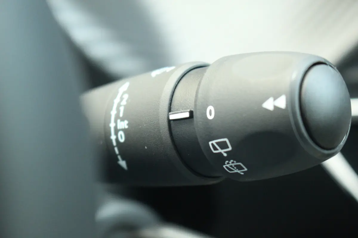 1.2 Hybrid 110 e-DCS6 Style | Carplay | Cruise | DAB | Airco | PDC | Elek. Ramen | LED | Carplay | Cruise | DAB | Airco | PDC | Elek. Ramen | LED |
