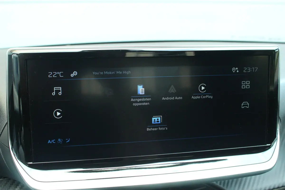 1.2 Hybrid 110 e-DCS6 Style | Carplay | Cruise | DAB | Airco | PDC | Elek. Ramen | LED | Carplay | Cruise | DAB | Airco | PDC | Elek. Ramen | LED |
