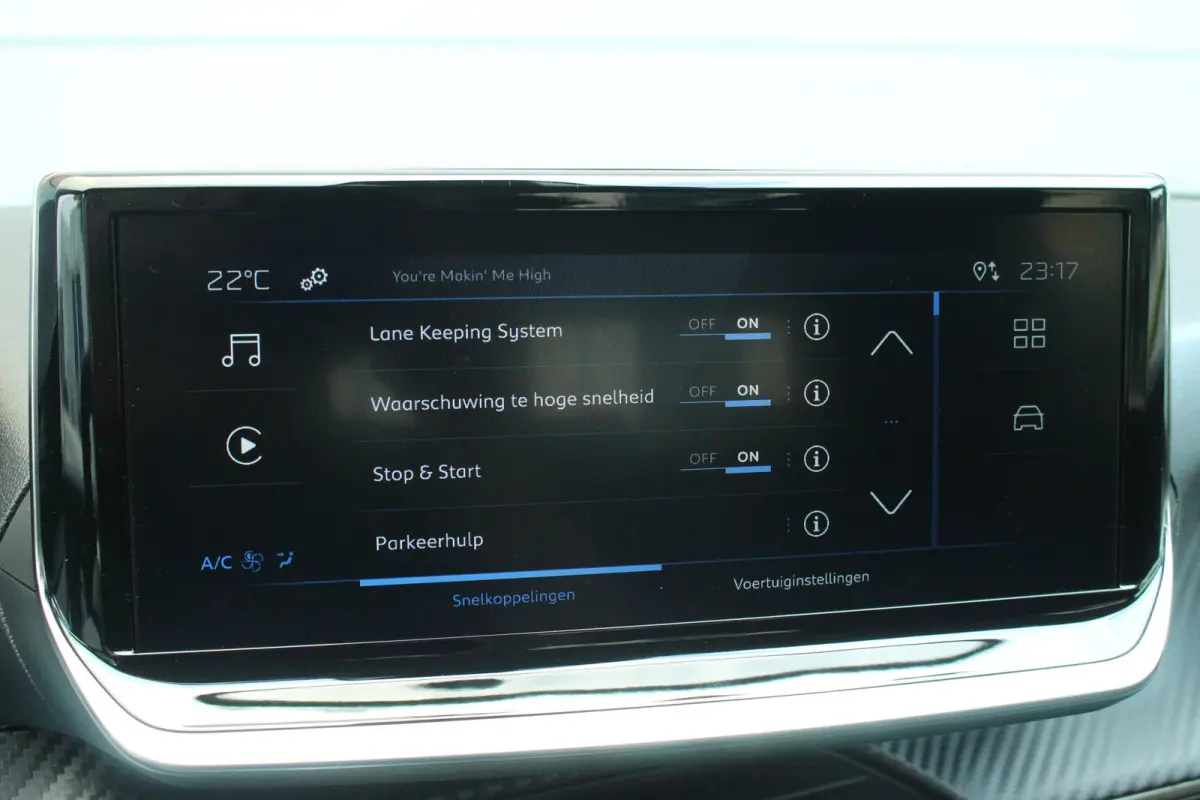 1.2 Hybrid 110 e-DCS6 Style | Carplay | Cruise | DAB | Airco | PDC | Elek. Ramen | LED | Carplay | Cruise | DAB | Airco | PDC | Elek. Ramen | LED |