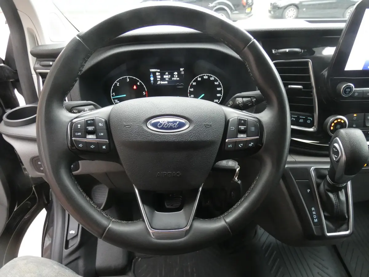 300 2.0 TDCI L2H1 Limited*aut*navi/camera