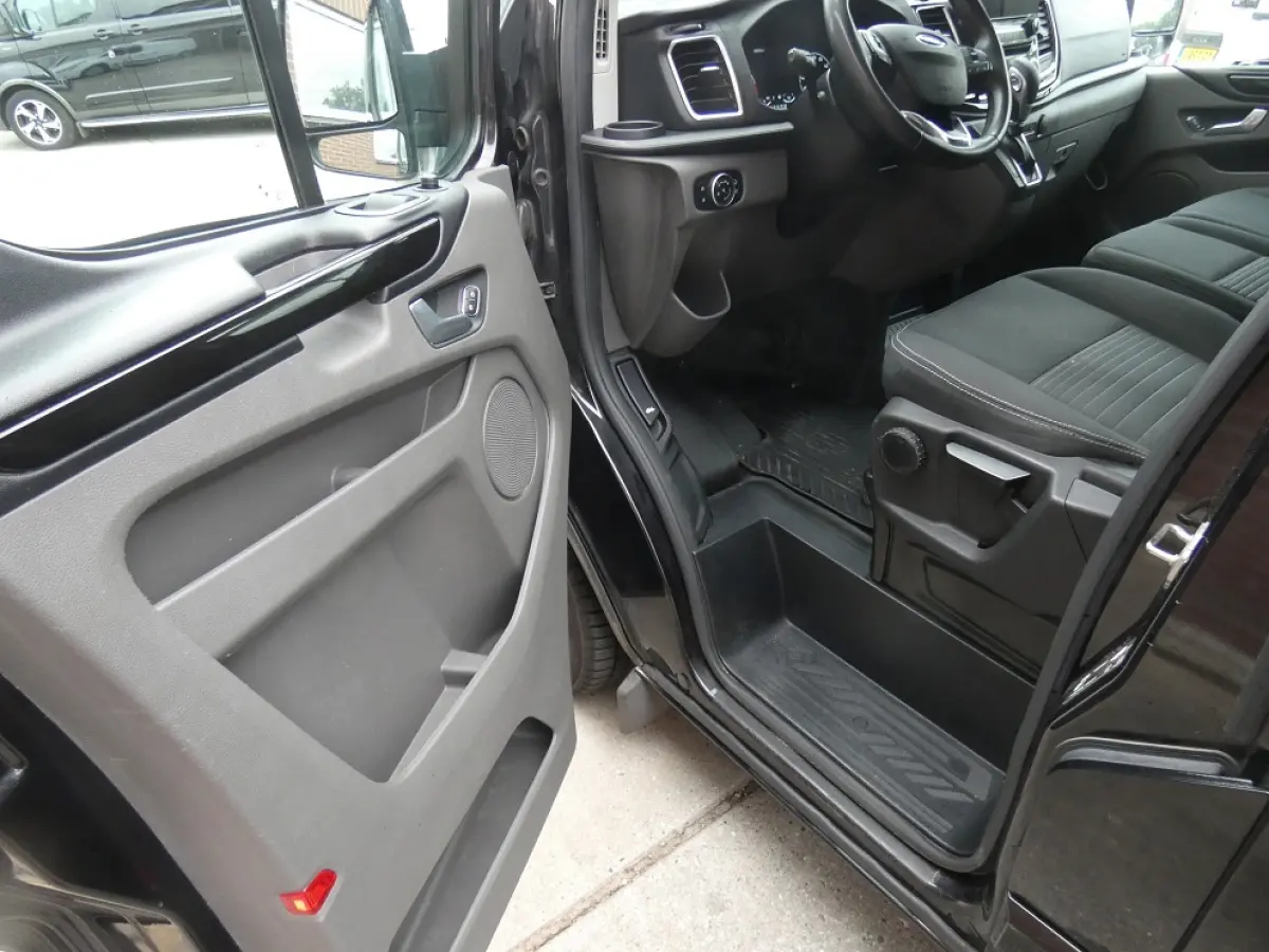 300 2.0 TDCI L2H1 Limited*aut*navi/camera