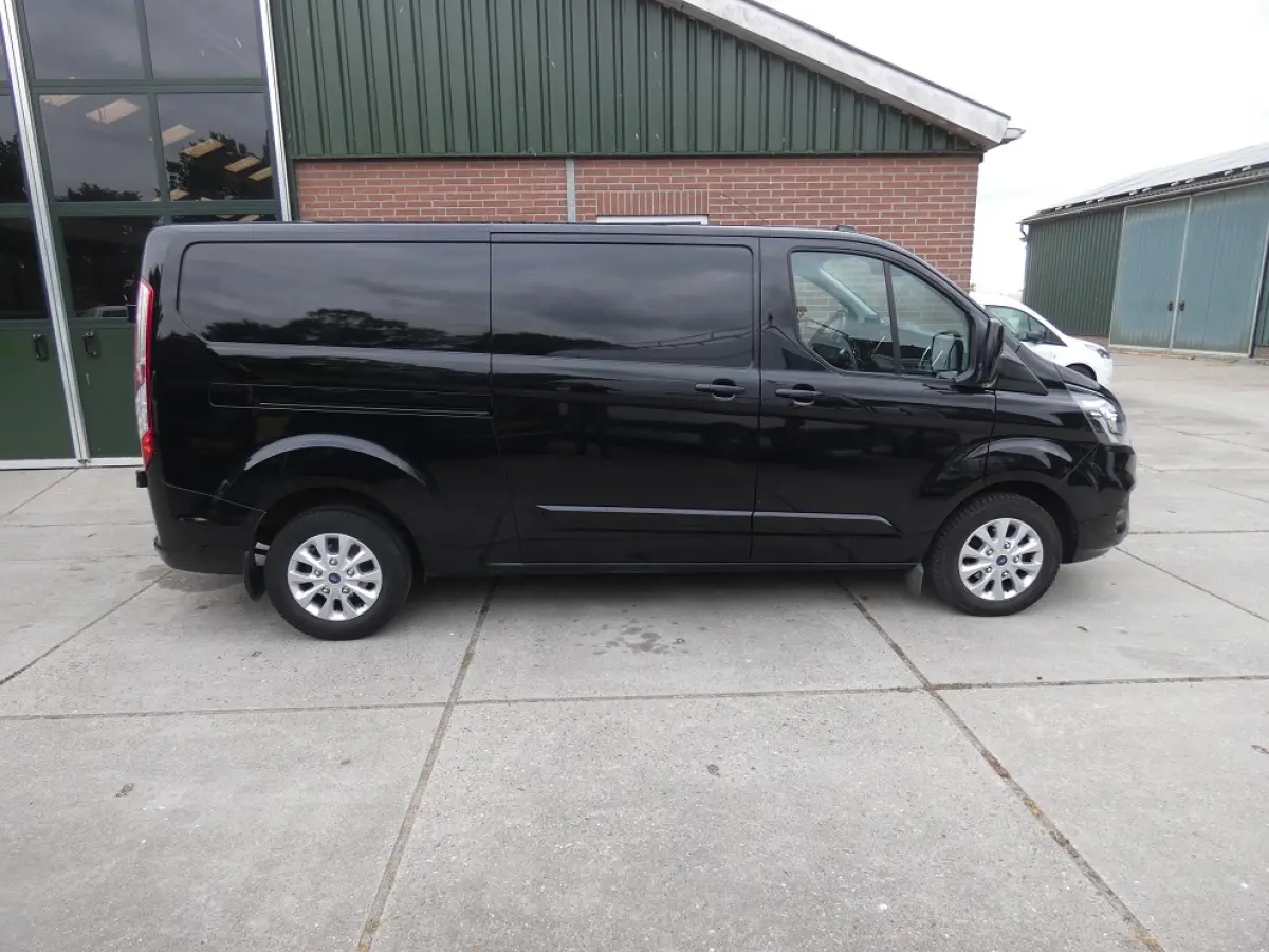 300 2.0 TDCI L2H1 Limited*aut*navi/camera